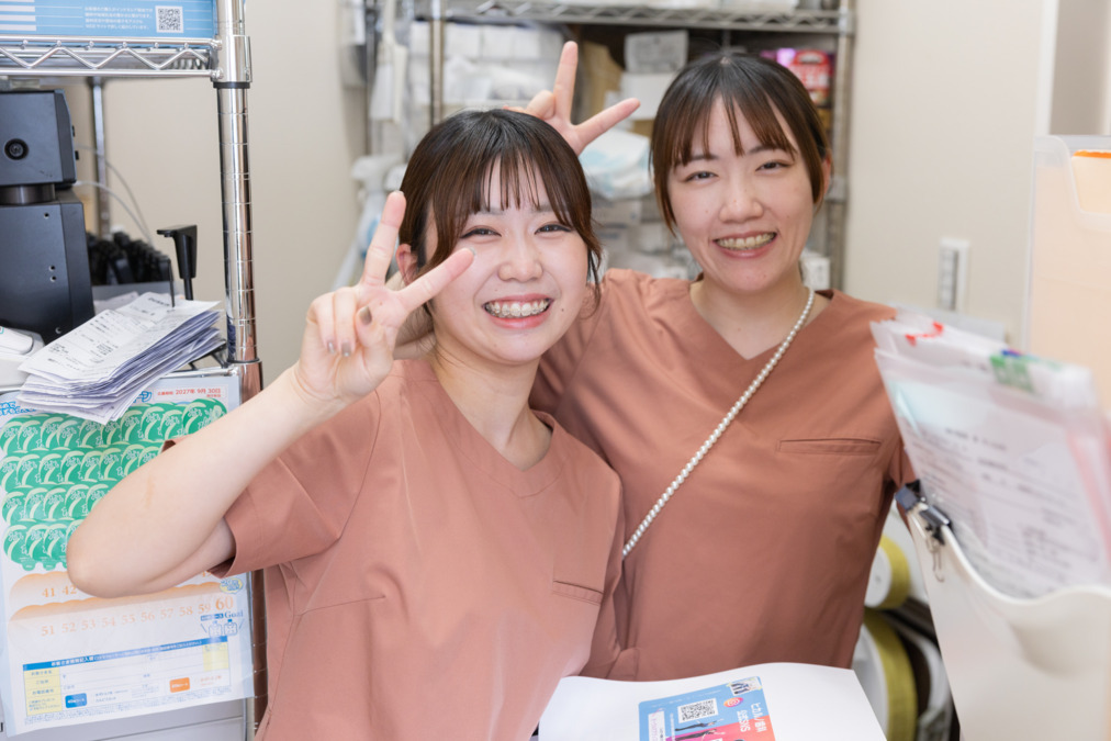 医療法人ヒカルノ歯科（歯科衛生士の求人）の写真5枚目：新卒から採用した方も6年以内の退職率は驚異の０％！
仕事は真面目に、でも楽しく！