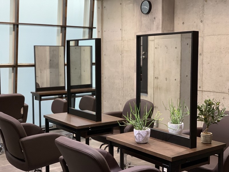 RINO Hair 横浜西口店の写真