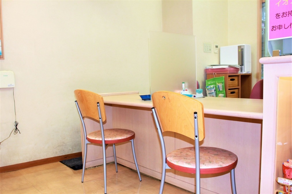 川端薬局 琴似イオン店の写真2枚目：明るく過ごしやすい環境