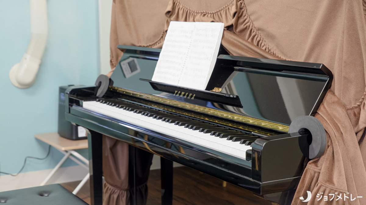 児童発達支援・放課後等デイサービス　グラン・シード苗穂ルーム（作業療法士の求人）の写真13枚目：ピアノです