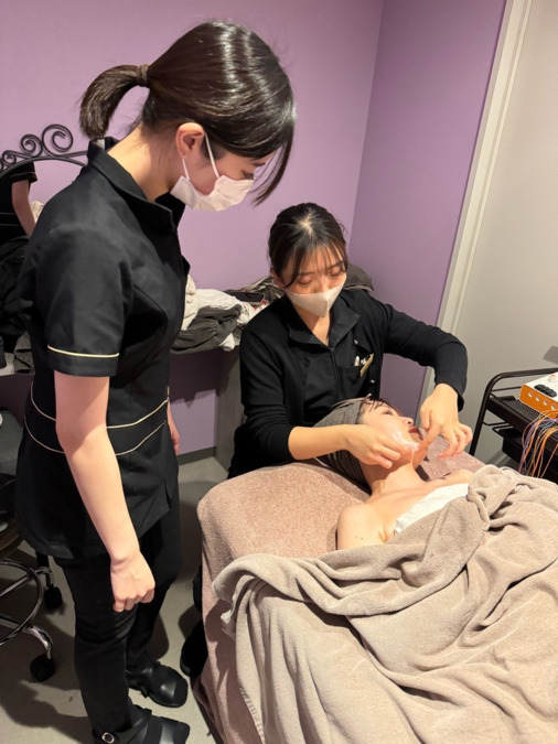 C by CALISTA 新宿南口店（鍼灸師の求人）の写真3枚目：