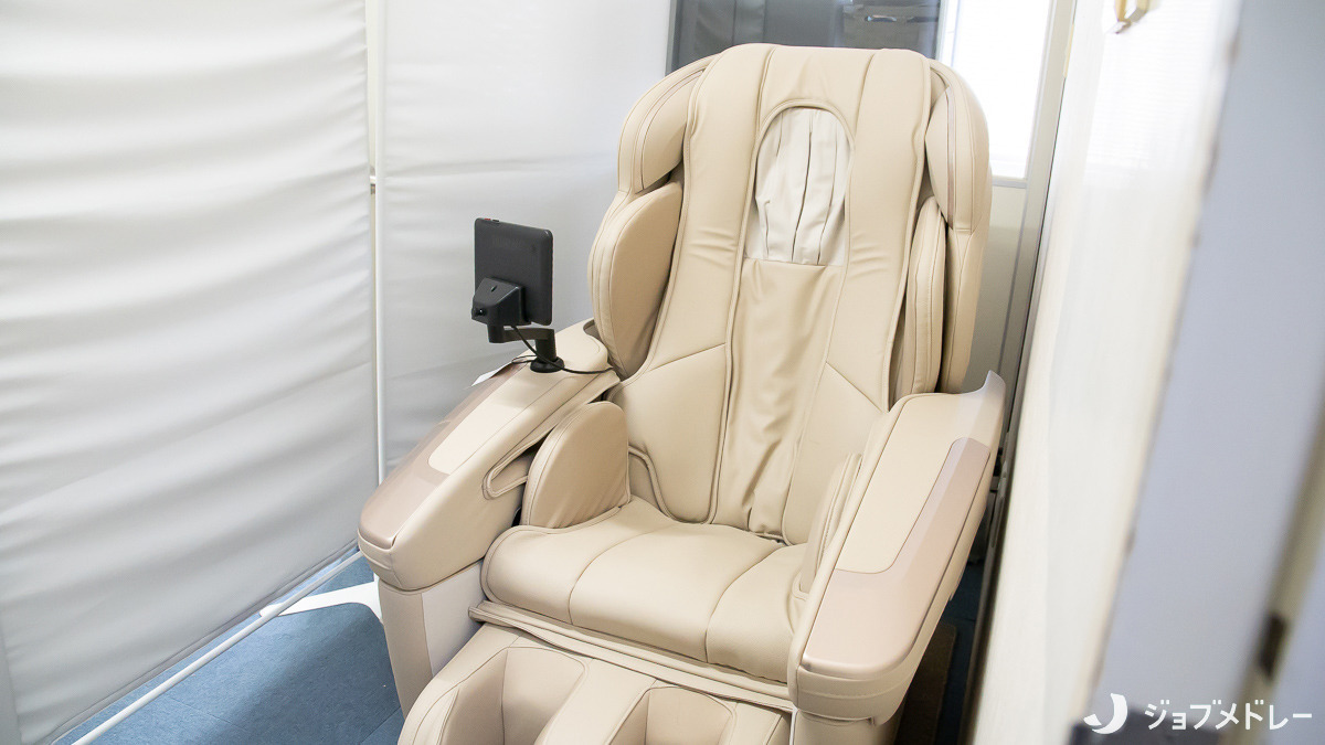 デンタルビスナ（歯科技工士の求人）の写真10枚目：マッサージチェアでちょっと休憩も♪