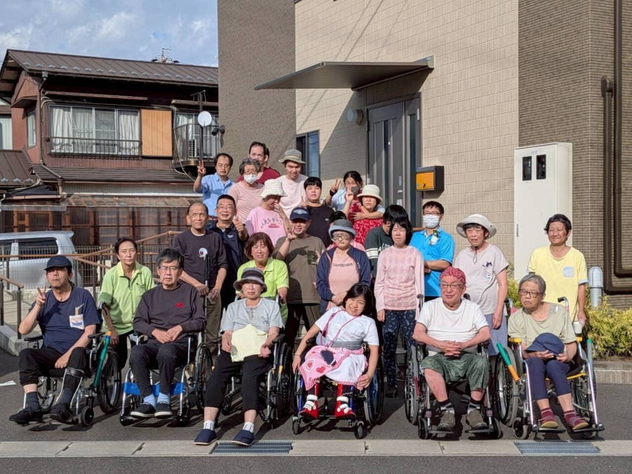 グランエミシス祖父江（サービス管理責任者の求人）の写真7枚目：皆さんもこんなチームの一員になってみませんか？お気軽にお問い合わせください♪