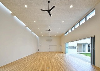 うららか保育園(保育補助の求人)の写真: