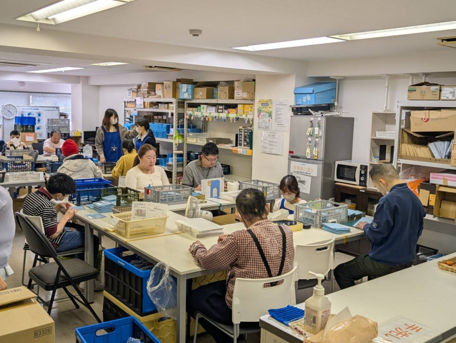 障がい者就労継続支援B型事業所 こすもす浅草橋(生活支援員の求人)の写真3枚目: