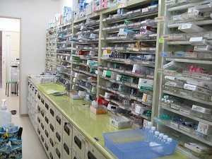 調剤薬局花みかん　てんてん店（薬剤師の求人）の写真3枚目：調剤薬局花みかん てんてん店の調剤室