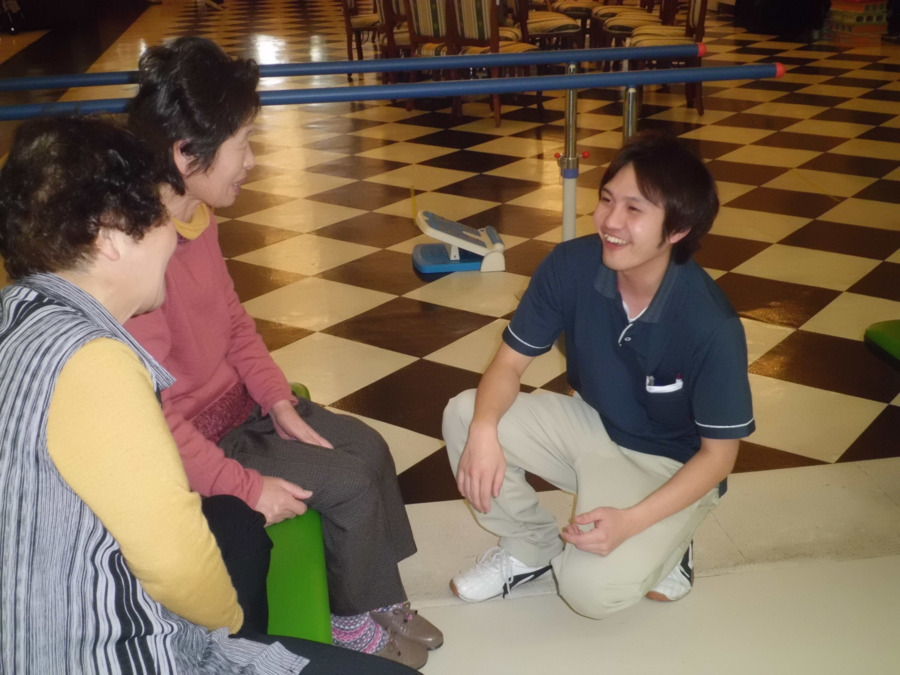 デイサービスセンターイコロの家 昇開橋(介護職/ヘルパーの求人)の写真3枚目: