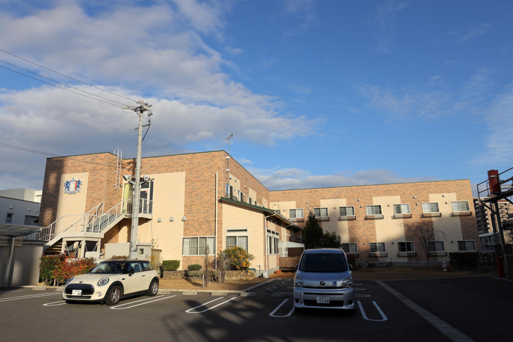 エステートドーヴィル小牧の写真2枚目：