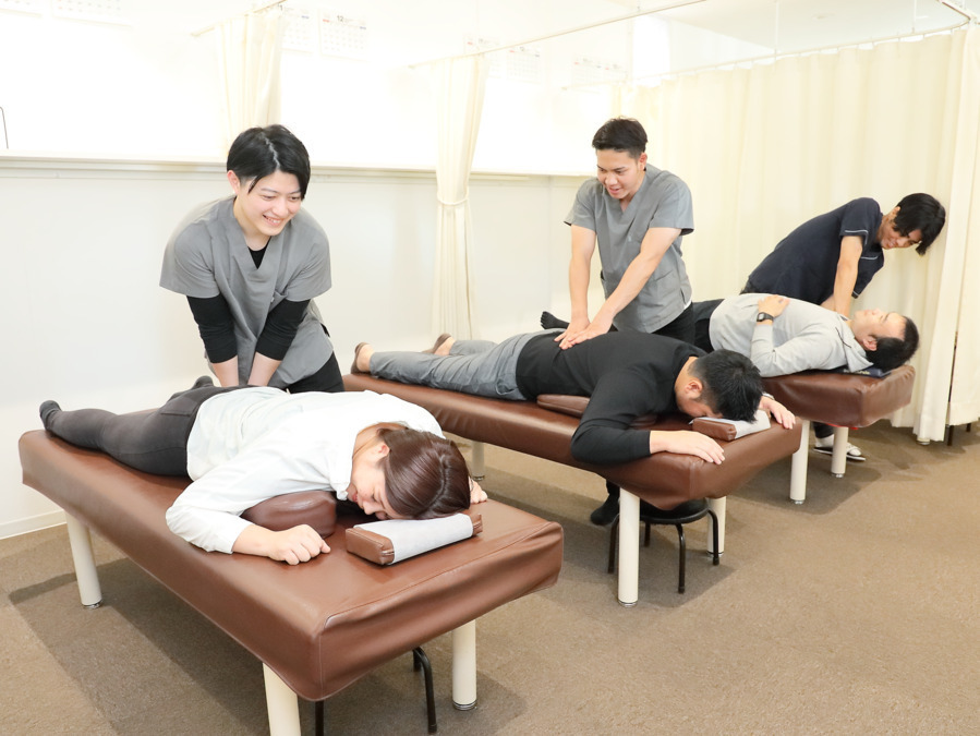 まはろ接骨院 四日市院の写真2枚目：