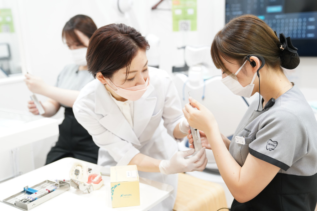 医療法人健日会 こうつ歯科・矯正歯科（歯科衛生士の求人）の写真3枚目：