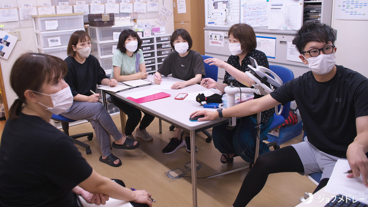 特別養護老人ホーム丹陽の写真20枚目：それぞれの方に一番良いケアの形を、スタッフが一丸となって探しています