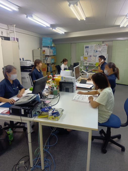 ガイア訪問看護ステーション　日暮里（看護師/准看護師の求人）の写真8枚目：夕方のミーテング