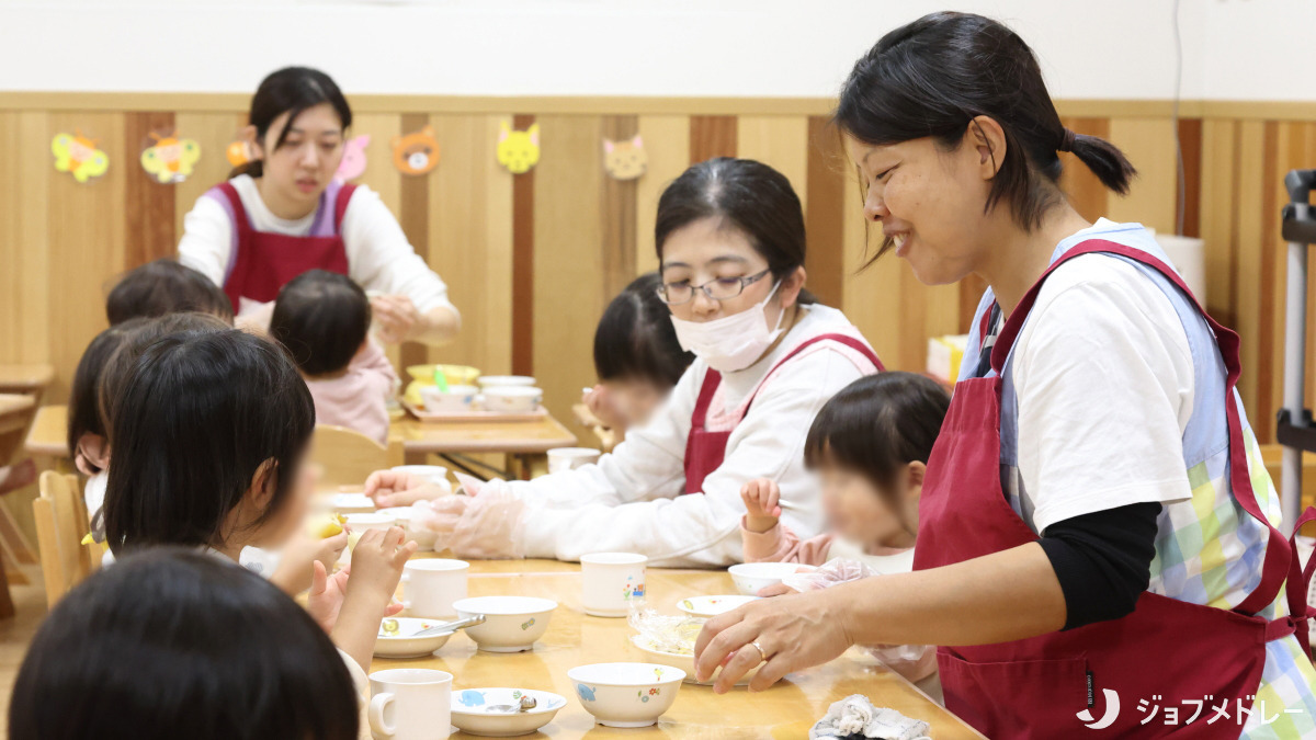 くじら保育園 姫島園(保育士の求人)の写真:幅広い年代の職員が活躍しています