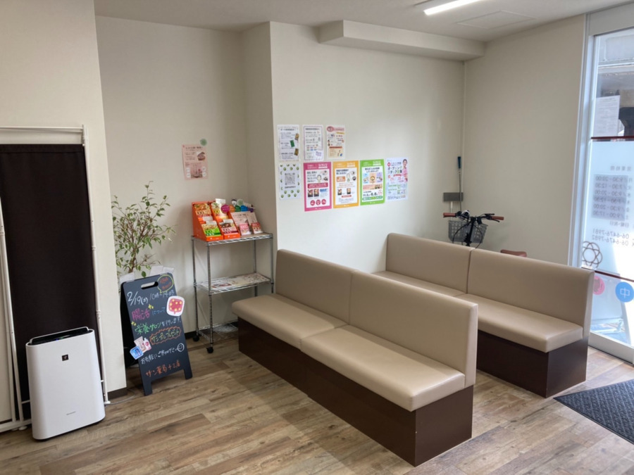 サン薬局　十三店（調剤事務の求人）の写真3枚目：