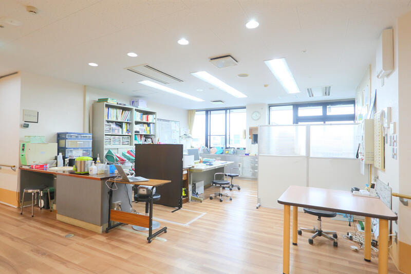 老人保健施設ライフケアセンター名取（生活相談員の求人）の写真4枚目：2Ｆナースステーション