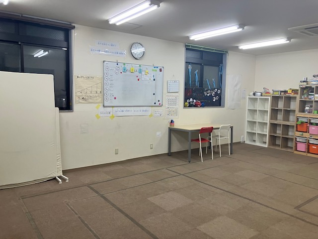 こぱんはうすさくら松本白板教室1の写真4枚目:放課後等デイサービスの教室です