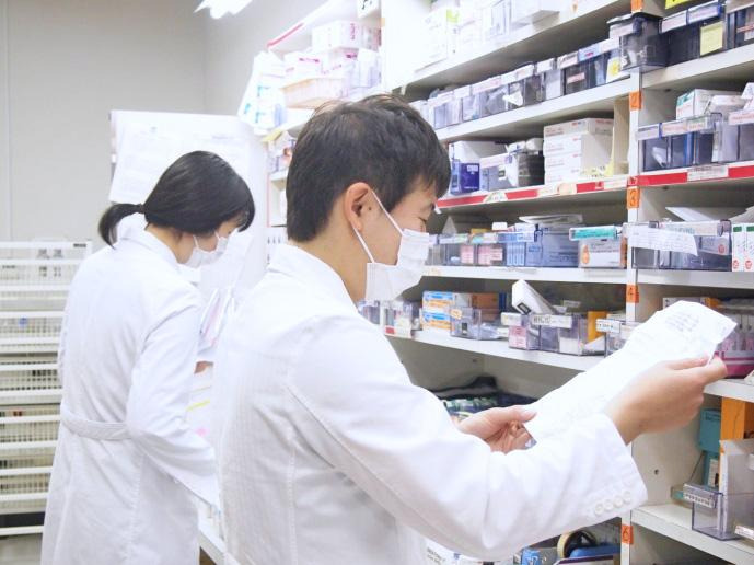 宗像水光会総合病院（薬剤師の求人）の写真3枚目：宗像水光会総合病院 注射調剤