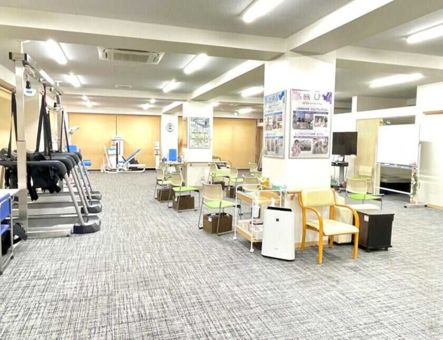 レッツ倶楽部立川（看護師/准看護師の求人）の写真7枚目：基本はこのフロアでご利用者様の訓練フォローをします
