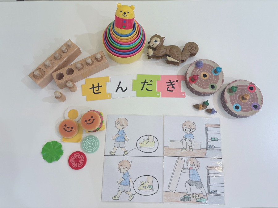 ハッピーテラス　第三千駄木教室（保育士の求人）の写真6枚目：手作り教材もたくさんです