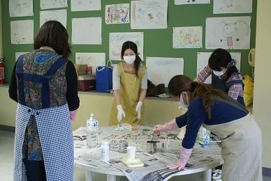平和幼稚園の写真8枚目：父母の会と協力し、環境教育にも取り組んでいます