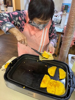あいちヘルパーステーションの写真3枚目：手料理の楽しみ、思い出
甦れ～！
おやつを手作りしていただいています。