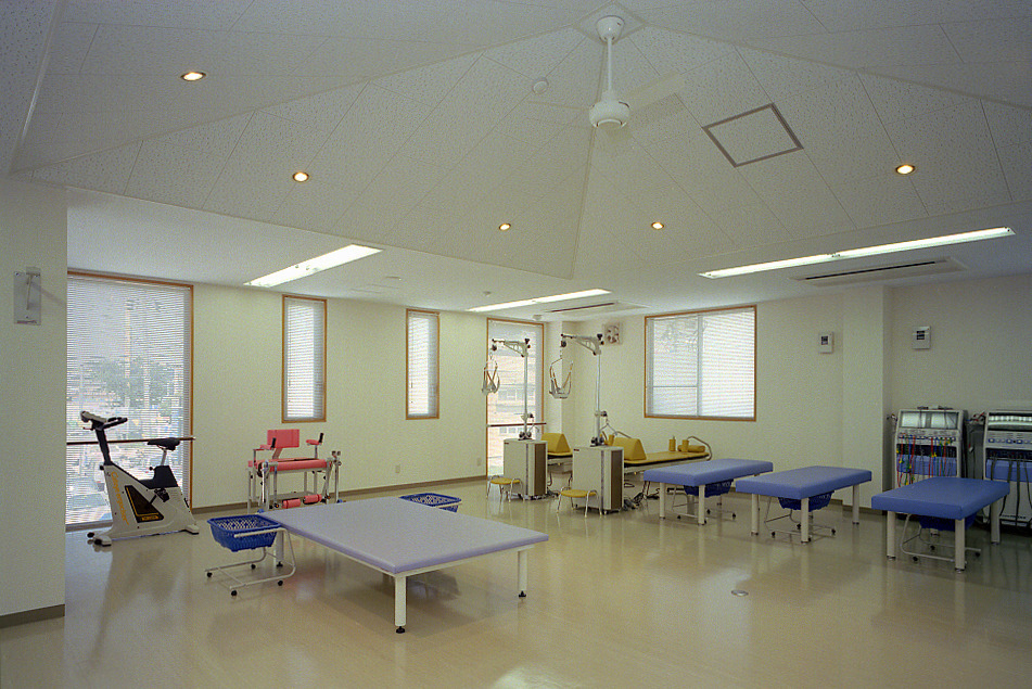 橋本整形外科リウマチクリニック(理学療法士の求人)の写真3枚目: