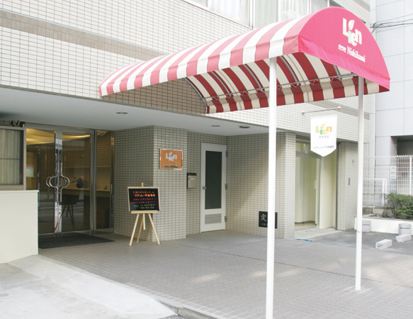 ライフコミューン西葛西(介護職/ヘルパーの求人)の写真3枚目:江戸川区西葛西にある介護付有料老人ホームです。