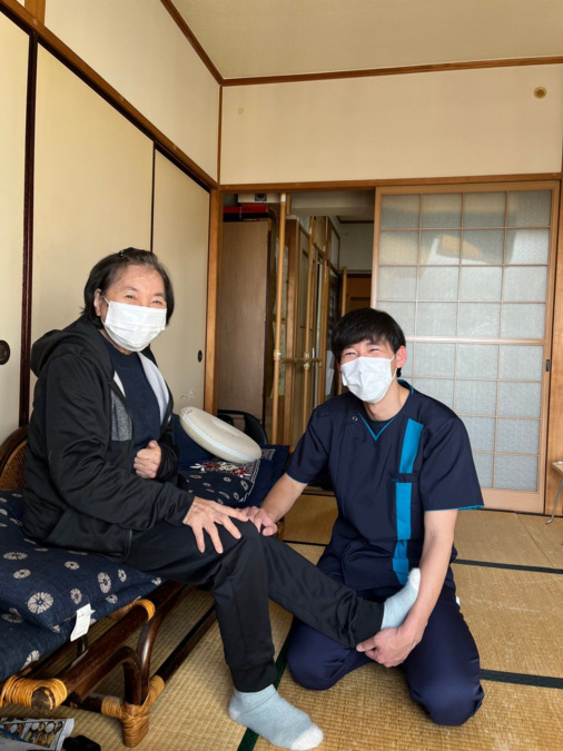 訪問看護　人と季（看護師/准看護師の求人）の写真6枚目：高齢者の方の訪問もあります。