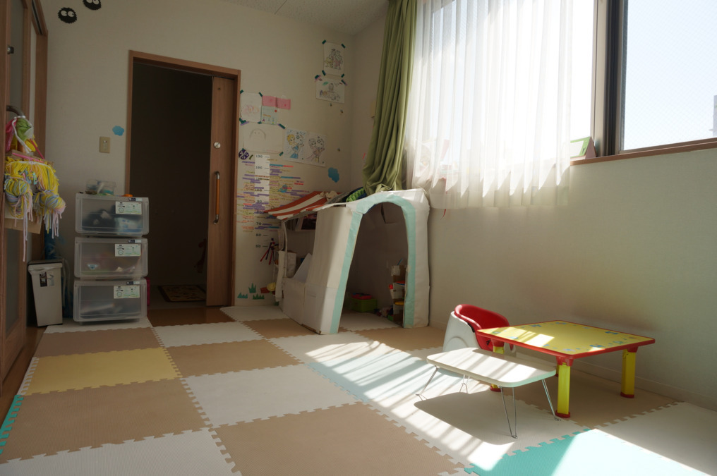 医療法人一栄会　宮本歯科（歯科衛生士の求人）の写真2枚目：託児室にてお子さんをお預かりします！