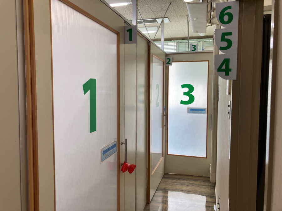 服部皮膚科アレルギー科（医療事務/受付の求人）の写真4枚目：専門医の立場から適切な診断治療を提供しています