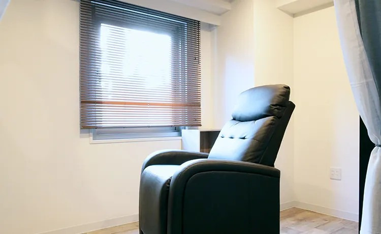 mellow+ men's eyebrow 京橋店（アイリストの求人）の写真3枚目：