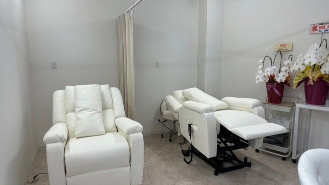 Total beauty salon NiKOR beauty（アイリストの求人）の写真2枚目：