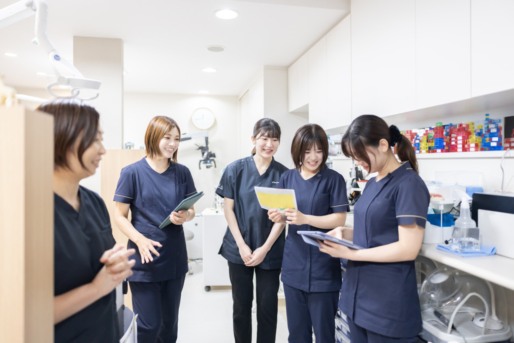 どい歯科クリニック（歯科医師の求人）の写真20枚目：チームの一員として、一緒に素敵な職場をつくりましょう