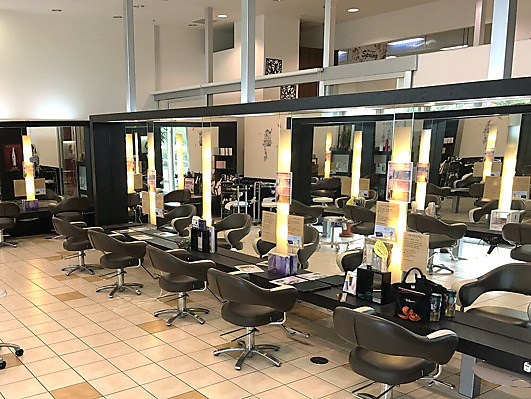 Carina 焼津店 （美容師の求人）の写真2枚目：