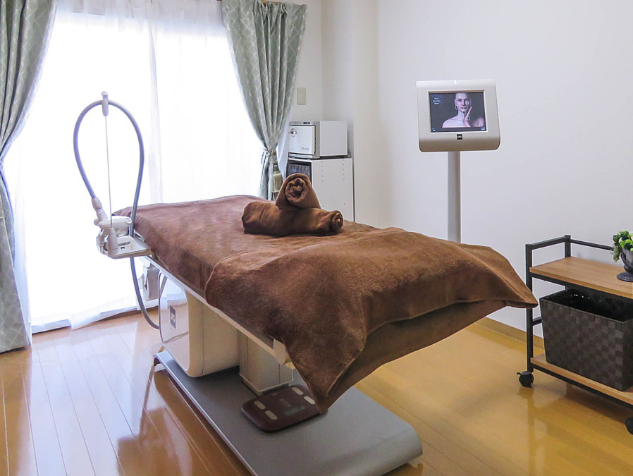 CREBIA 吉祥寺店の写真2枚目：