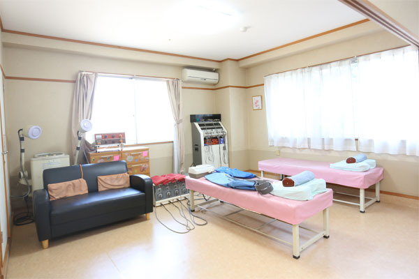 有料老人ホーム　リアリゼ筒井通り（介護職/ヘルパーの求人）の写真3枚目：