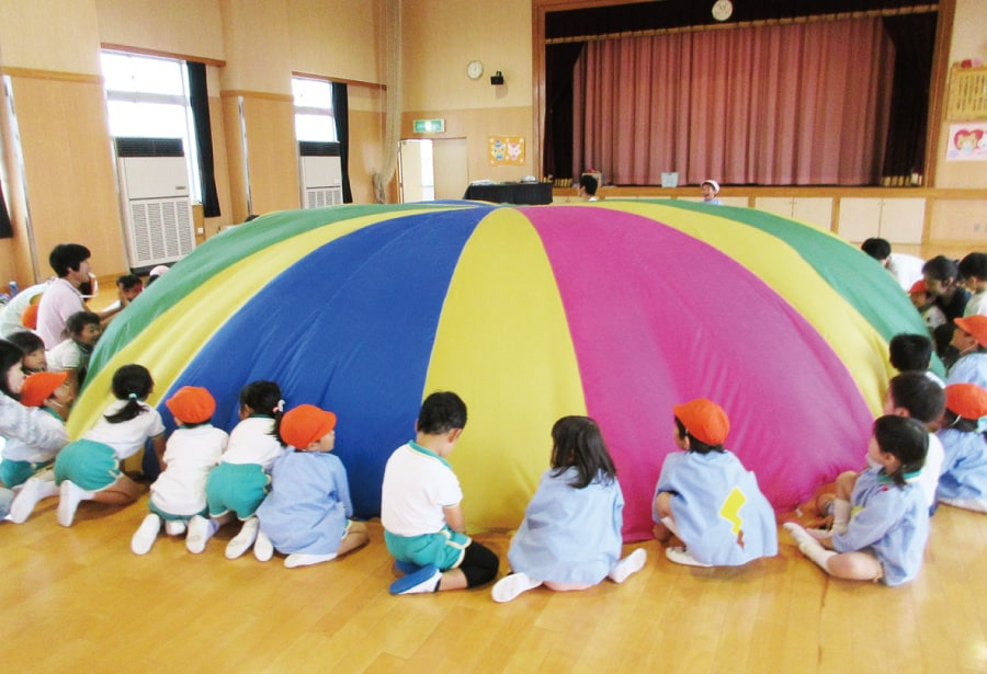 認定こども園平出むつみ幼稚園（幼稚園教諭の求人）の写真3枚目：