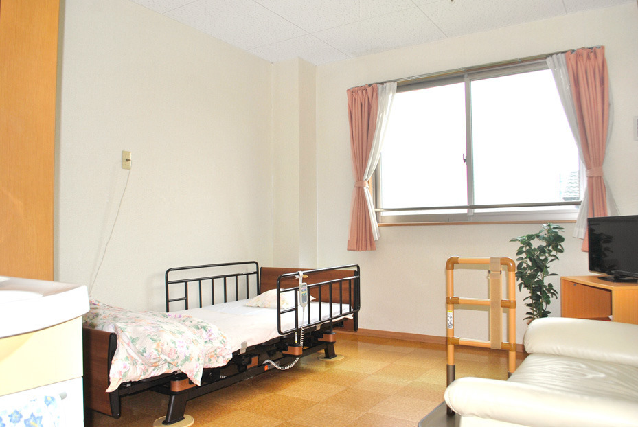 住宅型有料老人ホームアップタウンおおがき（介護職/ヘルパーの求人）の写真3枚目：