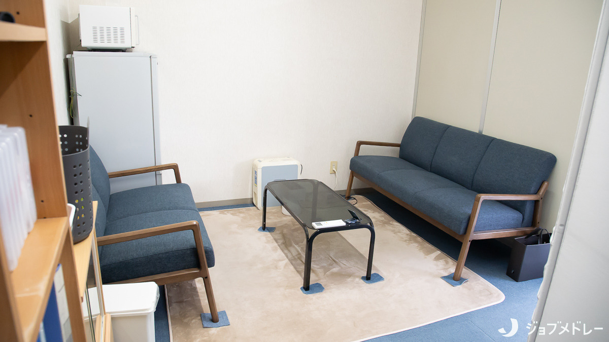 デンタルビスナ（歯科技工士の求人）の写真7枚目：長く働くスタッフが多く、安定した環境です。