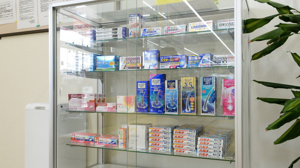キリン堂薬局　津田駅前店（薬剤師の求人）の写真3枚目：キリン堂薬局　津田駅前店の内観