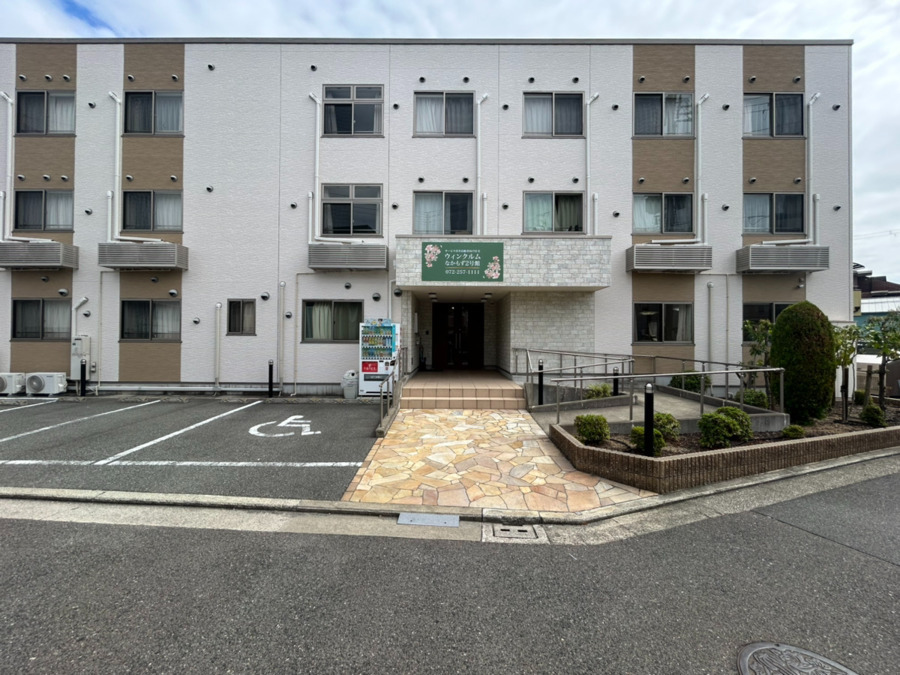 サービス付高齢者住宅ウィンクルムなかもず2号館の写真