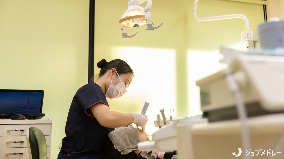 青葉歯科医院(歯科助手の求人)の写真10枚目:担当制でしっかりサポートしています