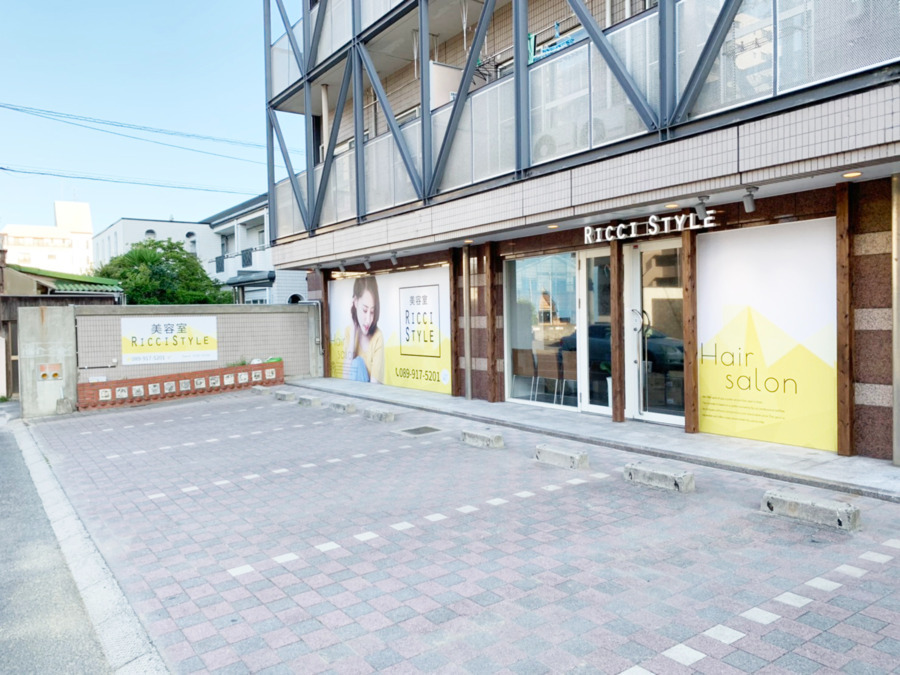 美容室RICCISTYLE 道後北代店の写真8枚目：