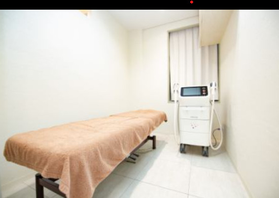AND美容外科 新潟院の写真4枚目：