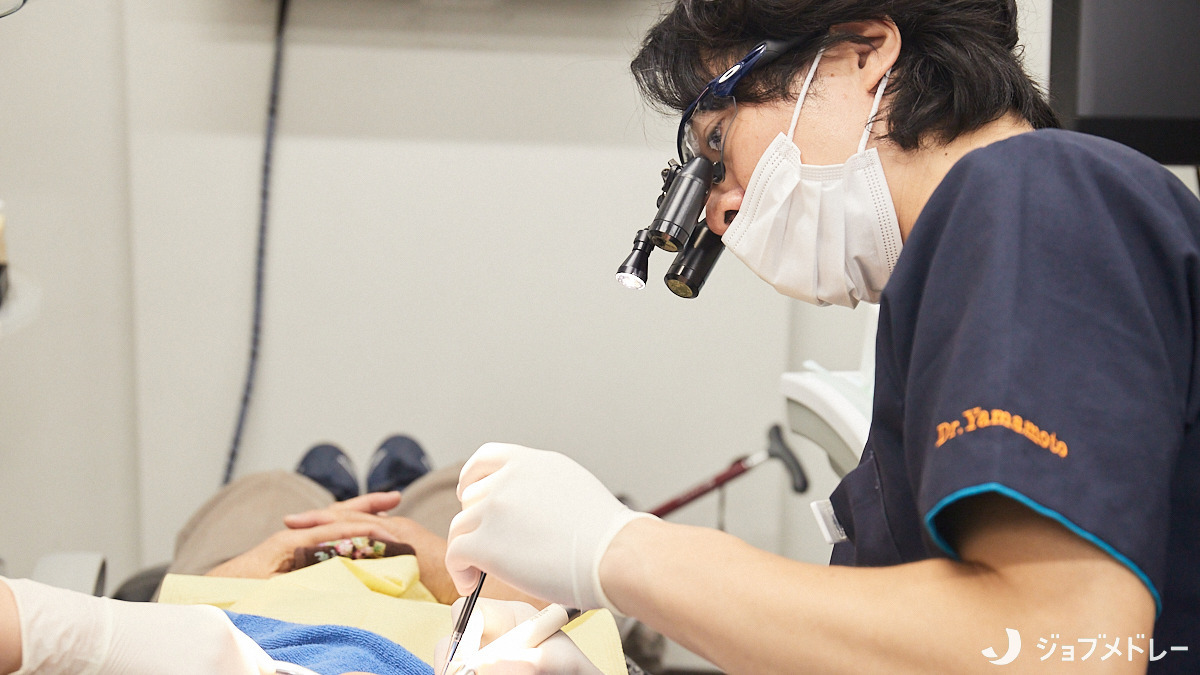 医療法人社団誠明会 ACTデンタルクリニック（歯科衛生士の求人）の写真9枚目：診療の様子です