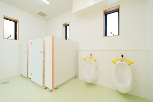 認定こども園プレスクール第2仲よしこども園 本園の写真17枚目: