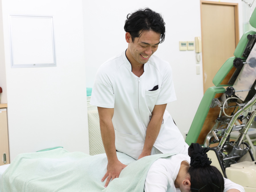 よし鍼灸接骨院 本院（柔道整復師の求人）の写真5枚目：