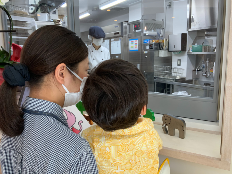 NOBIRUKAI NURSERYの写真5枚目：ナーサリーにはキッチンがあり、オーガニックの食を提供しています
