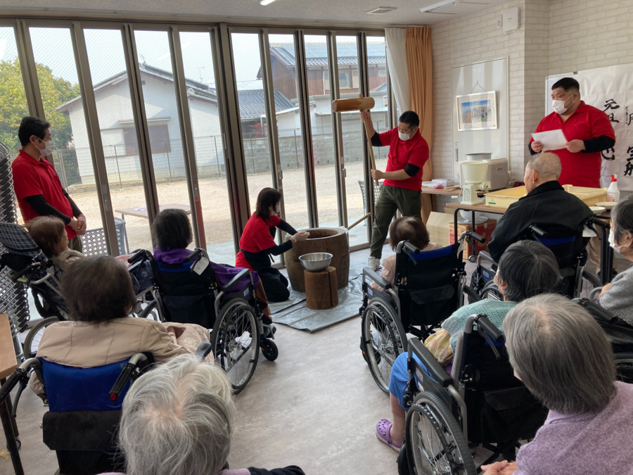 地域密着型特別養護老人ホーム るりあんはうすの写真