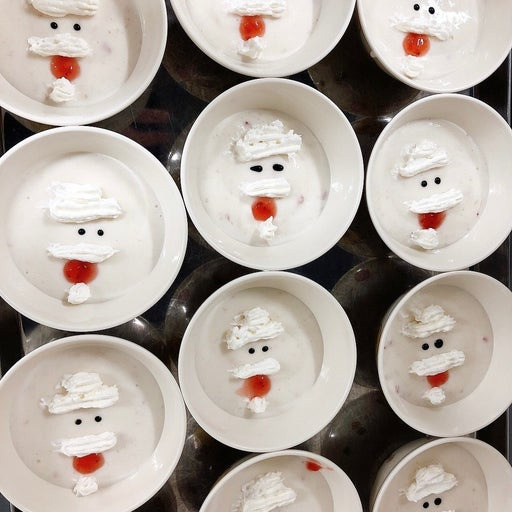 Shiny Kidsフォルテ(管理栄養士/栄養士の求人)の写真11枚目:サンタクロース デザート